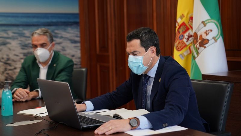 Moreno: “El Gobierno andaluz está volcado en conseguir que las playas sean un referente de turismo seguro”