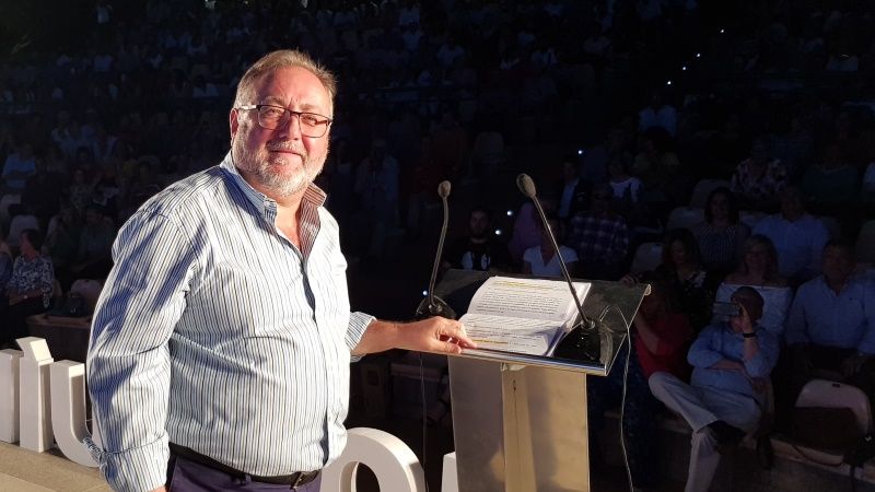 Villanova.” Préstame tu voto y te daré esfuerzo y trabajo”
