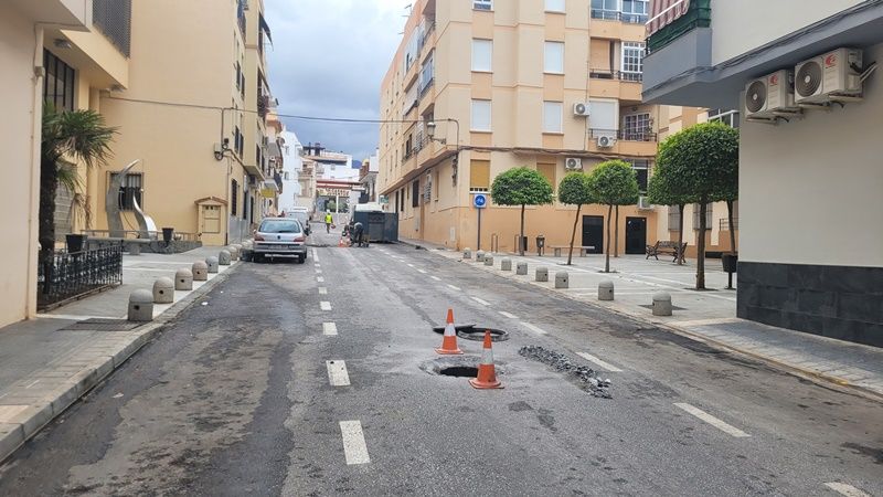 Comienzan las obras de mejora de la pavimentación de las calles de Huerto Coscorrón