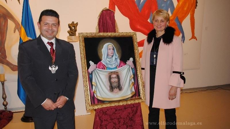 Larisa Sarria autora del cartel anunciador del Martes Santo de Alhaurín de la Torre