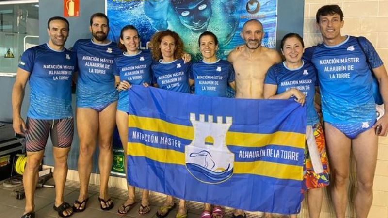 El Club Natación Máster Alhaurín de la Torre debuta con éxito en el XX Campeonato de Andalucía Open Máster de Invierno
