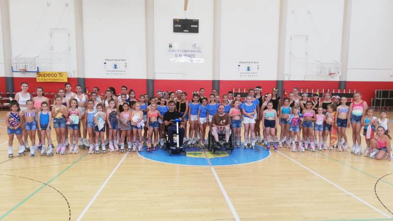 El Club de Patinaje Artístico celebra su festival de verano