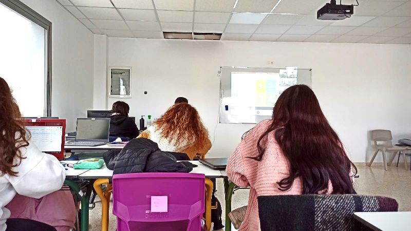 El aprendizaje práctico del modelo pedagógico de El Pinar recibe el respaldo del 96,2% de los estudiantes de Grado del centro