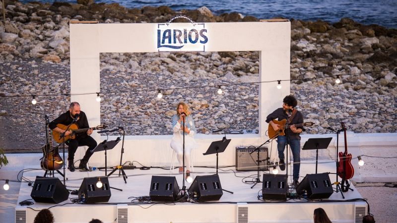 Vuelven Los atardeceres Larios