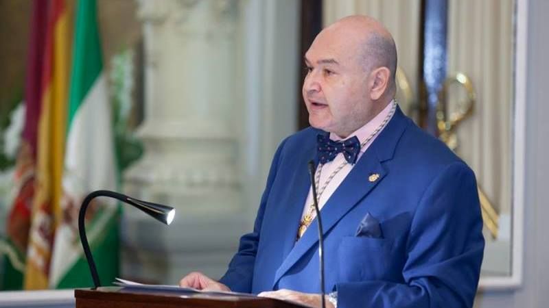 El alcalde de Alhaurín de la Torre muestra su “consternación y pesar” por el fallecimiento del profesor Antonio Garrido