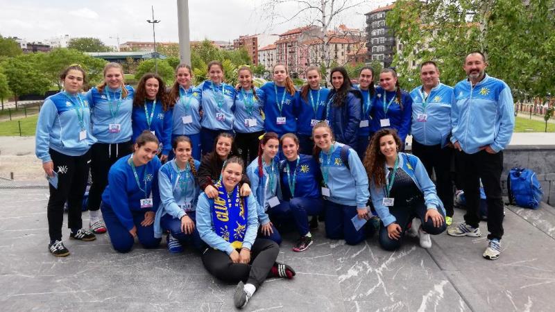 El Málaga Norte de balonmano, finalista de la minicopa de la Reina y campeón de Copa de Andalucía con dos alhaurinas en sus filas