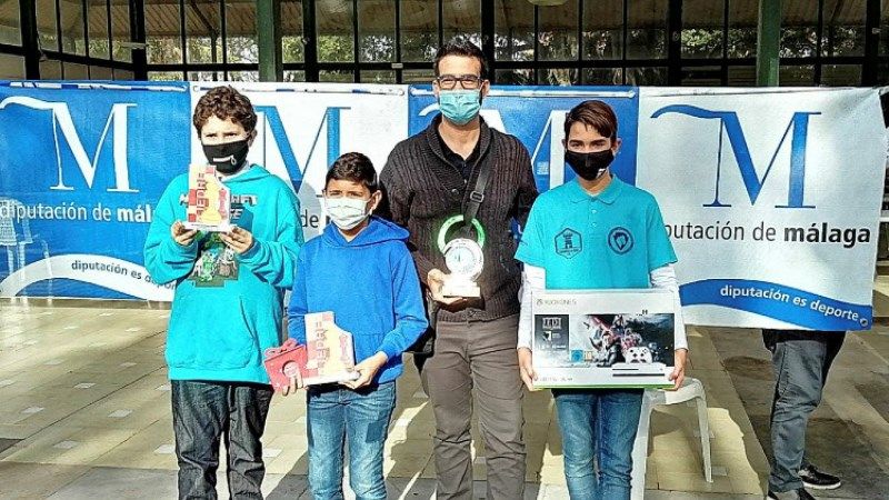 Gran actuación del Club de Ajedrez de Alhaurín de la Torre en el XV Torneo Solidario de Ajedrez de Navidad