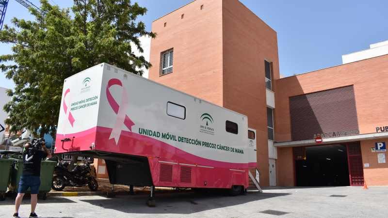 Unas 60 mujeres acuden cada día a la cita para las pruebas de detección precoz del cáncer de mama