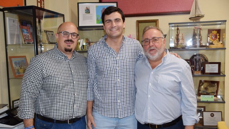 El nuevo coordinador del Instituto Andaluz de la Juventud visita Alhaurín de la Torre