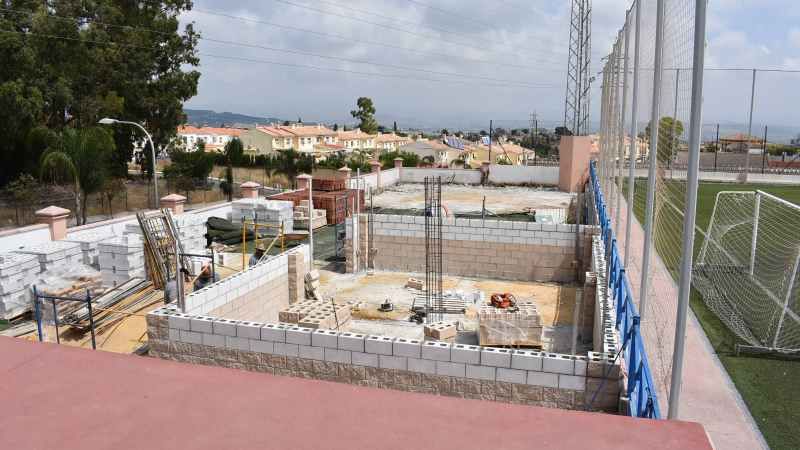 El estadio de El Pinar contará con un nuevo almacén sobre el que se instalarán placas solares