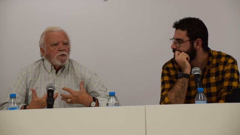 Poesía e investigación centran la segunda sesión de los ‘Diálogos en Alhaurín’