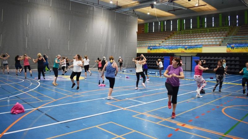 Las autoridades municipales inauguran la jornada del Día Internacional por la Salud de la Mujer