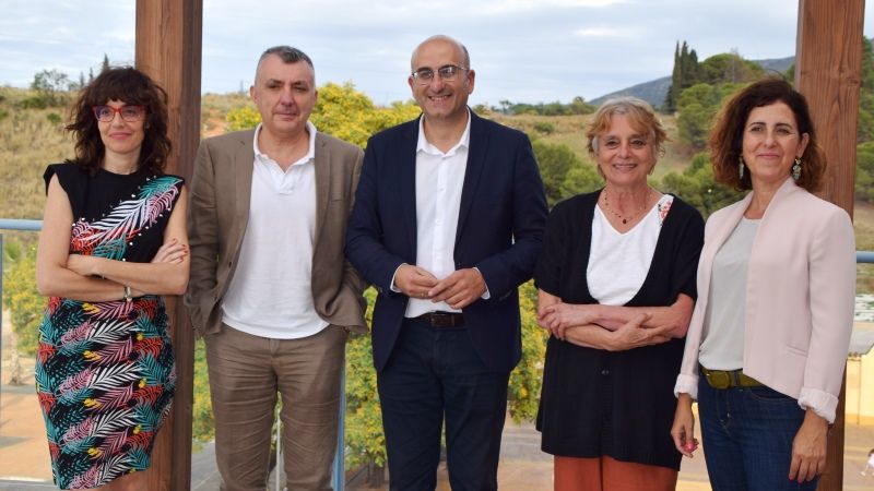 Manuel Vilas y Cristina Cerezales Laforet ponen el broche de oro a los Clubes de Lectura