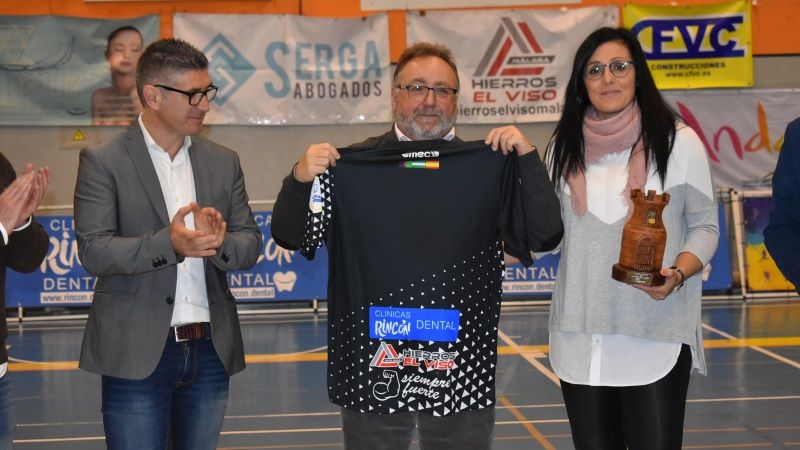 El Ayuntamiento de Alhaurín de la Torre homenajeado por el Rincón Fertilidad Málaga
