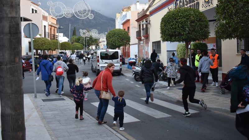 Más de 200 personas participan en la II edición de 'Aguinaldeo', la gymkhana navideña