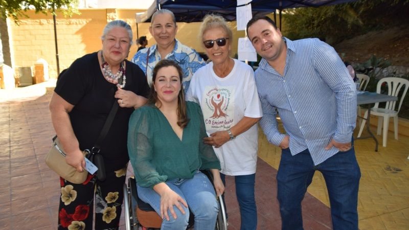 'Alhaurín Benéfico' llena el parque municipal de solidaridad y diversión