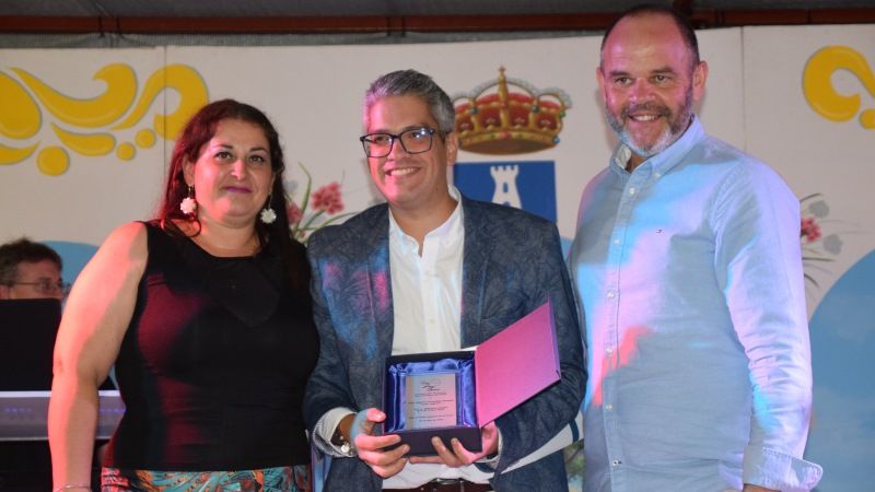 El Peñón celebra su feria con un gran ambiente y alta participación