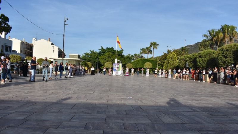 Alhaurín de la Torre se vuelca en la celebración del XI Cordón Humano de AYFEM