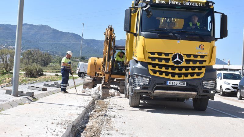 Comienza una importante obra de mejora del saneamiento en el Polígono Industrial La Moraga