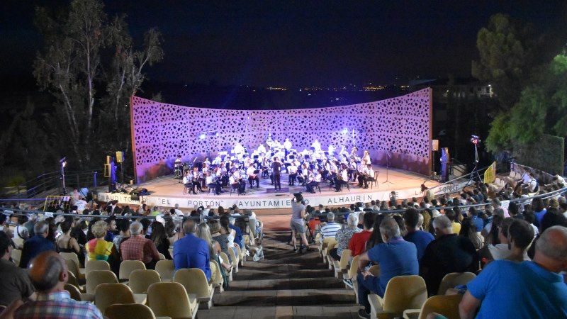 La Banda Municipal de Música de Alhaurín de la Torre regala un inolvidable concierto de verano