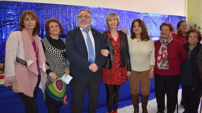 La Asociación de Mujeres Victoria Kent inaugura su Belén