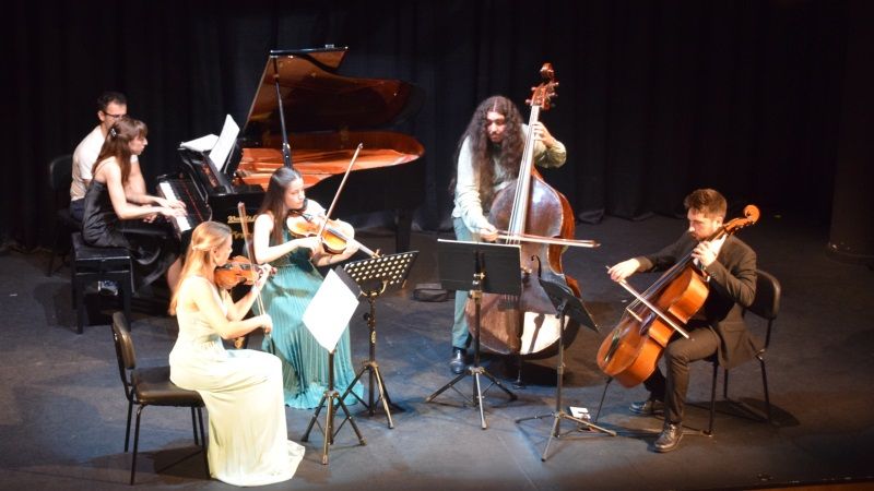 Astrea Quintet impregna de música clásica el segundo concierto del ciclo ‘Alhaurín suena en femenino’
