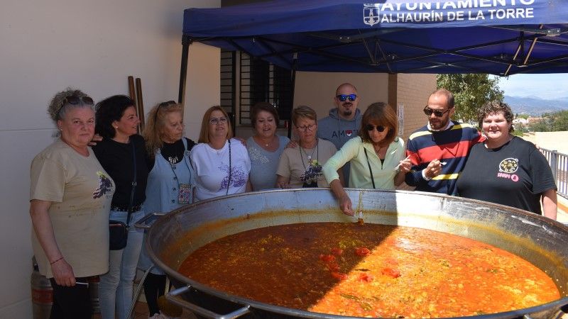 Los juegos populares y la degustación de paella despiden las fiestas de Viñagrande