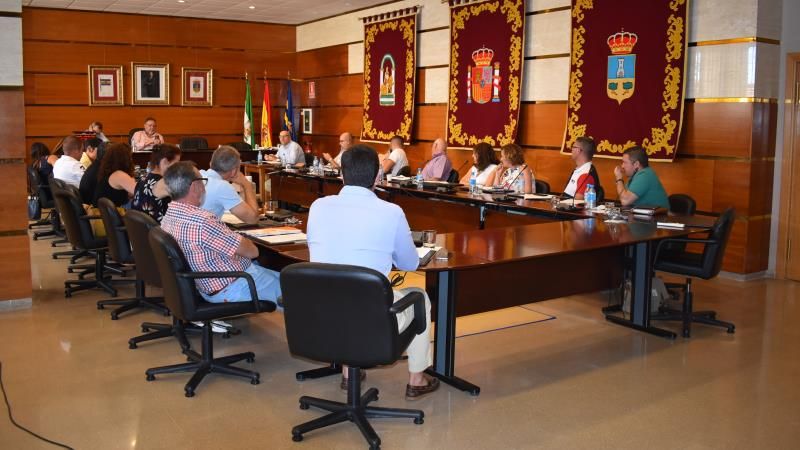 El pleno aprueba la declaración de utilidad pública de una parcela en Zapata para uso deportivo