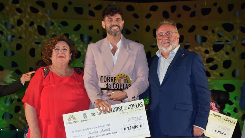 Álvaro Montes, ganador del XIX certamen Torre De Coplas 'Marifé de Triana'