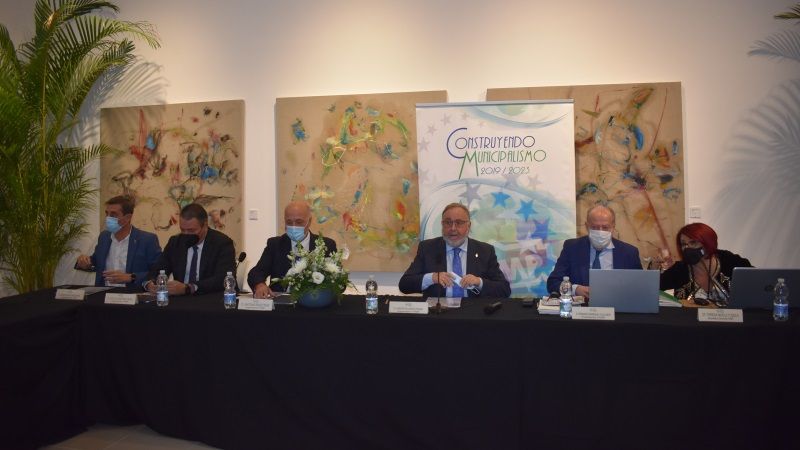 La FAMP se reúne en Alhaurín de la Torre y aborda el presente y el futuro en clave local