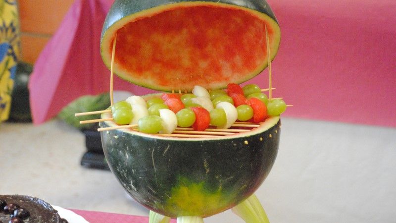 Laura Torre con Barbacoa de Frutas ganadora del Premio a la Originalidad en el Concurso Gastronómico de Zapata