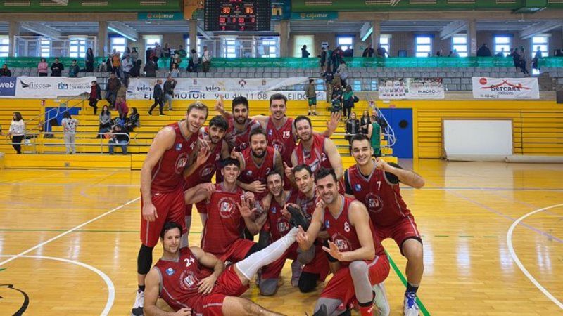El colegio El Pinar, líder de su grupo en liga EBA, luchará por ascender a LEB plata