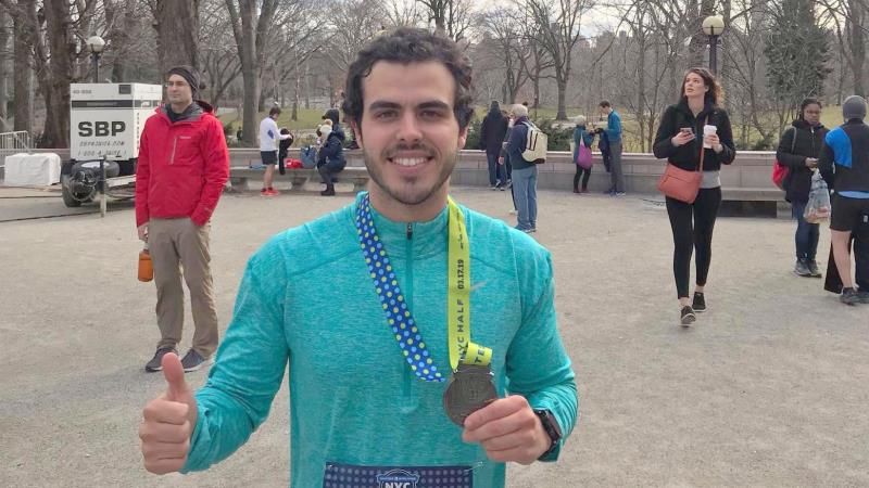 Un joven de Alhaurín de la Torre participa en el Medio Maratón de Nueva York