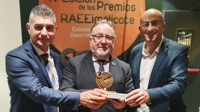 La FAEL premia a Alhaurín de la Torre por su gestión de los residuos y su compromiso con la economía circular