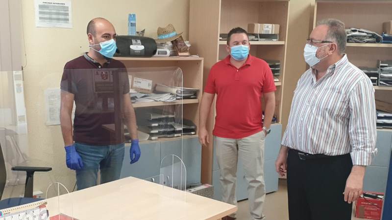 Alhaurín de la Torre triplica el número de atenciones por medios electrónicos