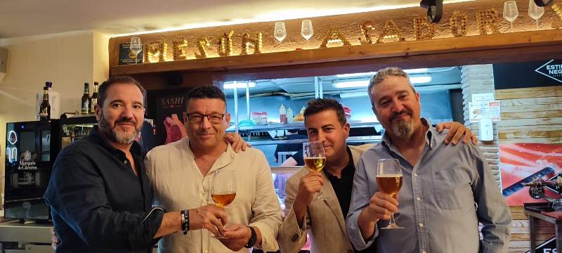 Épica aventura de 4 amigos con la Voge 300 rally por las pistas de Marruecos