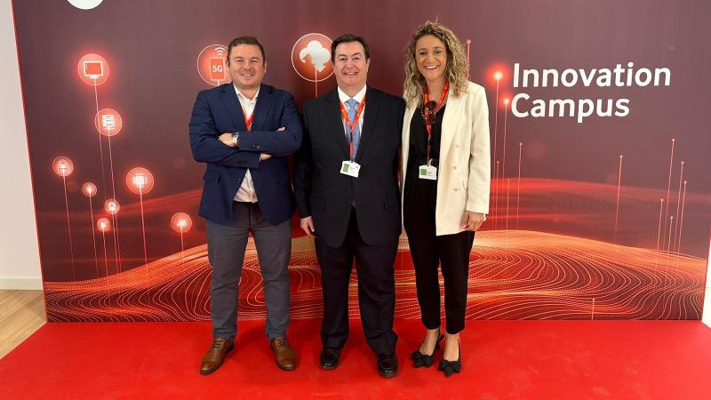 Alhaurín de la Torre, presente en la inauguración del Campus de Innovación de Vodafone en Málaga