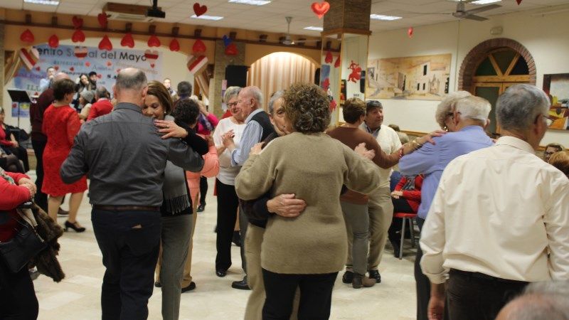 Los mayores celebran el Día de San Valentín en su Centro Social