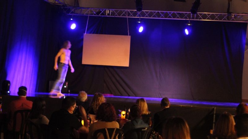 La Compañía de Fernando Hurtado llena la Casa de la Juventud con su espectáculo de danza