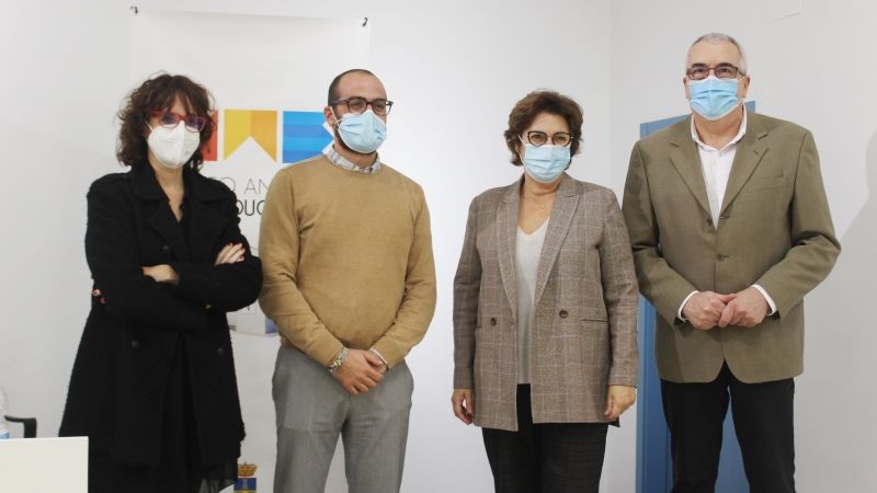 Montserrat Domínguez analiza el papel de los medios ante el problema de la desinformación
