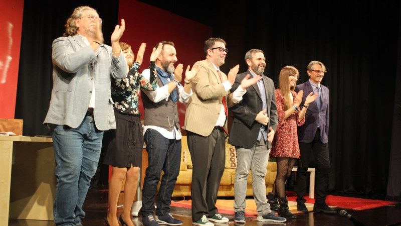 El Taller Municipal de Teatro llevará 'La Cena de los Idiotas' a la Facultad de Ciencias de la Educación con un fin solidario