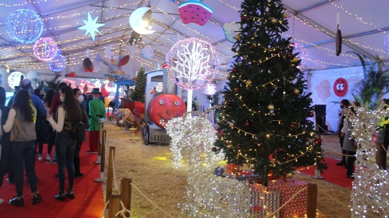 El Jardín Mágico de la Navidad inunda de ilusión la plaza de España hasta el 2 de enero