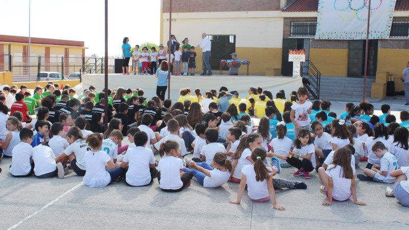 El CEIP Los Manantiales celebra la tercera edición de sus Olimpiadas Escolares