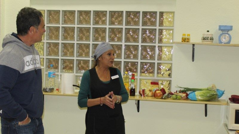 Interesante taller de gastronomía tailandesa en el Centro de la Mujer