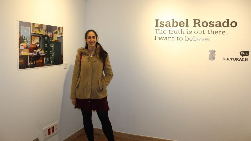 Inaugurada la exposición de Isabel Rosado, una audaz propuesta de collages y fotografías