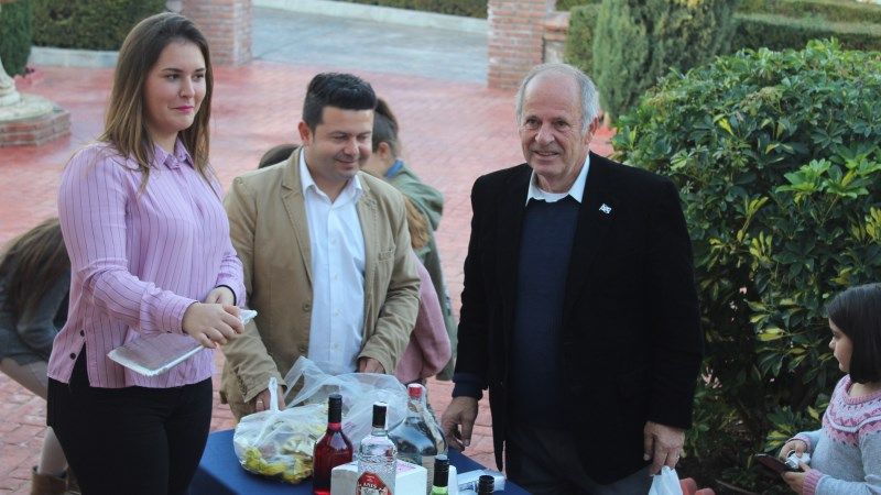 La asociación de Jesús Caído y Amargura y la Casa de Ceuta de Alhaurín inauguran un Belén solidario