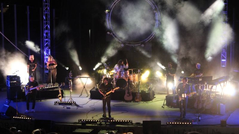Im-Pulse triunfa con su poderoso espectáculo visual e interpretativo de homenaje a Pink Floyd