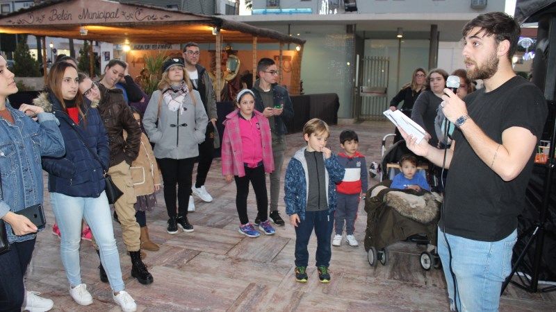 Los jóvenes de la localidad se divierten con la macro-gymkhana 'Aguinaldeo'