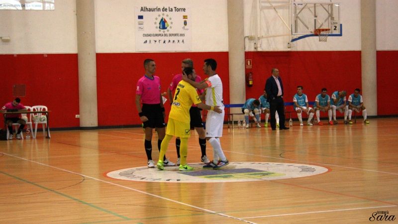 El Victoria Kent visita a la Coineña en un derbi de caras conocidas