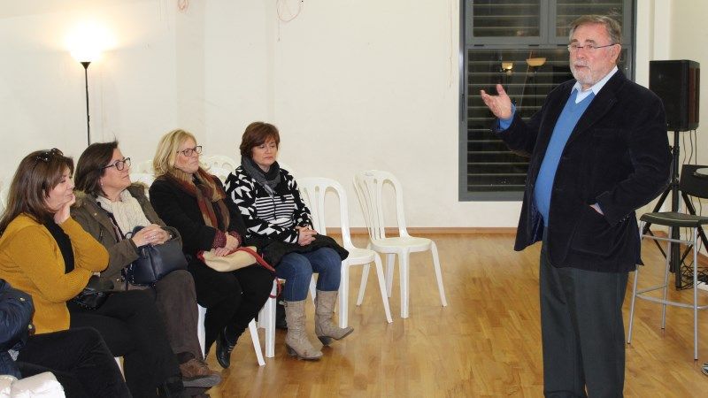 El doctor Daniel Schoham ofrece interesantes reflexiones médicas en La Platea